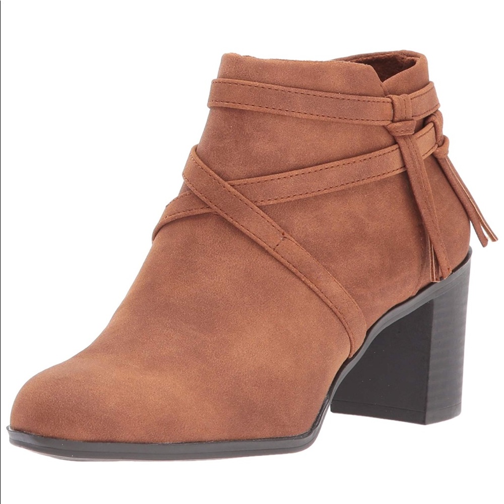 Cognac Fringe Crisscross Straps Ankle Boots - Picture 3 of 8